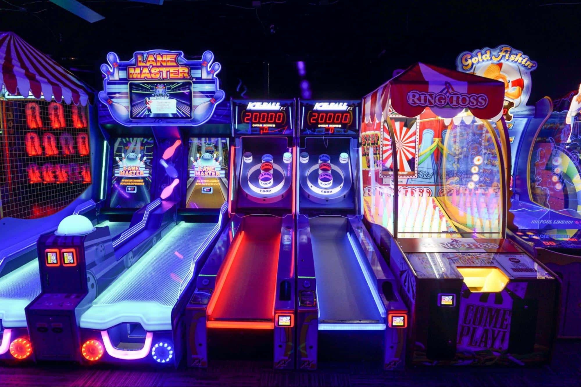 Arcade games at monster mini golf gaithersburg