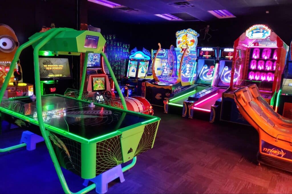 Arcade games at Monster Mini Golf Bellevue