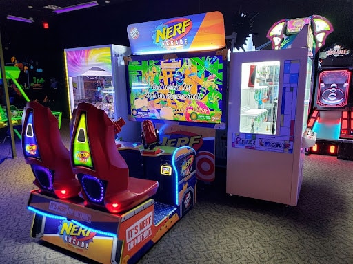 Arcade games at Monster Mini Golf Bellevue